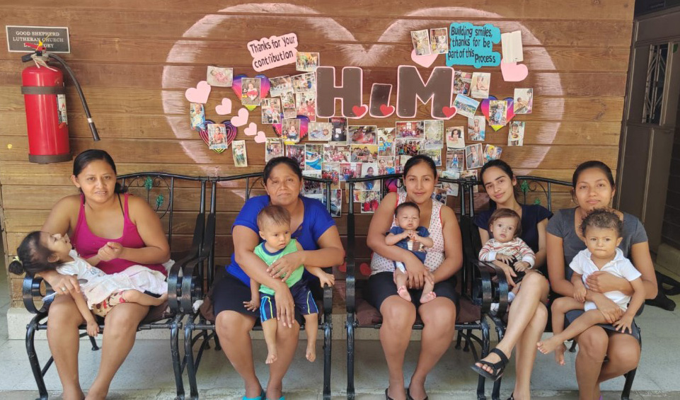 Gualan Nutrition Center Mothers with their children